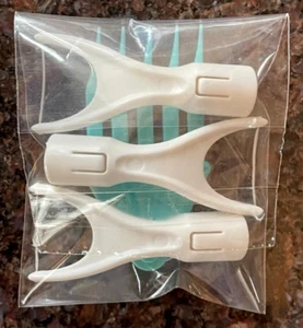 New From New Box 1 Pack of 3 Oral B Hummingbird Flosser Head Refills & 5 Picks - Picture 1 of 3