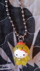 HELLO KITTY CHICKEN GOTOCHI PHONE CHARM KEYRING - Picture 1 of 5