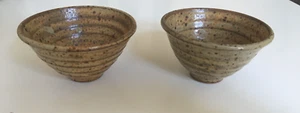 Zwei japanische Teeschalen für grünen Tee aus Keramik 100 ml Salzglasur - Bild 1 von 10