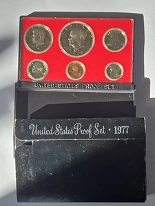 1977 Proof Set Original Black Box 6 Coin US Mint - IKE Dollar 544 - Picture 1 of 3