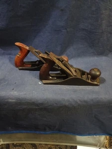 1 antico aereo da banco Stanley Bailey n.4 e 1 pialla Montgomery Wards  - Foto 1 di 21