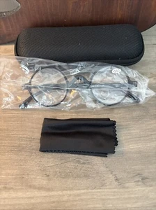 Pair of Round Shaped Reader Glasses +3.00 with Case and Cloth NEW - Picture 1 of 1