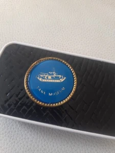 Insignia vintage del museo del tanque - Imagen 1 de 3