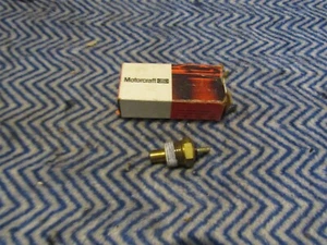 NOS 1969 - 1996 FORD BRONCO F100 F150 F250 WATER TEMPERATURE SENDING UNIT SWITCH - Picture 1 of 3