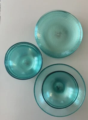 Pottery Barn Blue Aqua Teal Ripple Plastic Serving Set Outdoor Set Of 13 W/ Bowl - Image 1 of 4