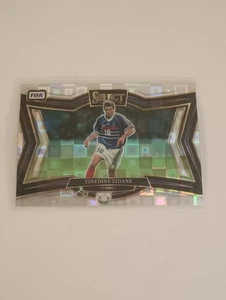 Tarjeta de nivel de campo Zinedine Zidane 2024-25 Panini Select FIFA Pandora Prizm #249 - Imagen 1 de 2