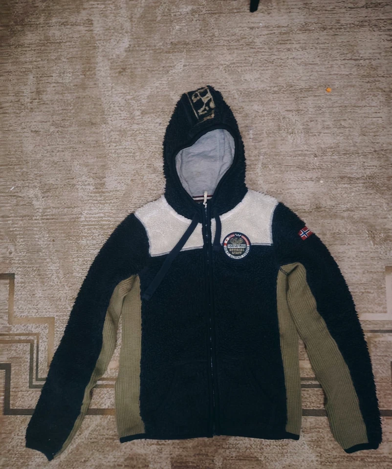 Vintage Napapijri Fleece Zipper Jacket Warm Wear Outer Sweater - Image 1 of 4