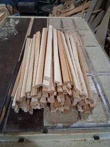 Menge 100 1/2" x 1/4" x 11" Holz Handwerk Schnittholz weiße Zeder kurze quadratische Stöcke - Bild 1 von 2