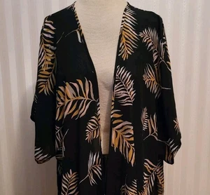 Maurices Plus Talla 0/1 Negro Floral Kimono Boho Festival Playa Encubrimiento Transparente Usado en Excelente Condición  - Imagen 1 de 8