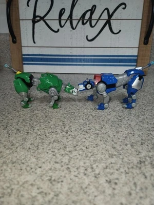2017 Playmates Voltron 2 Diecast Lions Toys Green and Blue  - Image 1 of 4
