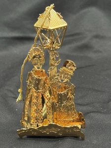 Danbury 1996 Casa de la Moneda Adorno Chapado en Oro Navidad Villancicos Victorianos Retirados 4"H - Imagen 1 de 3