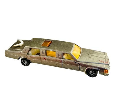 MAJORETTE # 339 CADILLAC LIMUSINA ELÁSTICA FRANCIA 1:58 5” GRIS JUGUETE LIMUSINA Foto 1 de 4