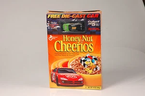Caja de cereales General Mills Cheerios con auto fundido a presión #45 histórico Team Dodge 2001 - Imagen 1 de 1