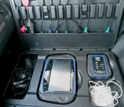 Kit de diagnóstico Genisys Touch OTC Deluxe (juego completo de herramientas de escaneo OBD11 con estuche) Foto 1 de 4