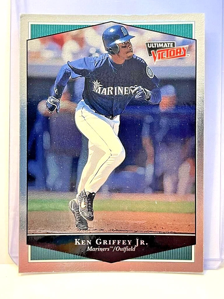 1999 Ultimate Victory #102 Ken Griffey Jr. Seattle Mariners - Image 1 of 2
