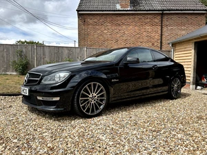 2012 Mercedes-Benz AMG C63 AMG Coupe Petrol Automatic Facelift Panoramic Roof - Picture 1 of 18