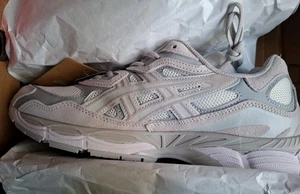 NEU: Asics Gel NYC | Cream/Cloud Grey | Gr. 45 (EUR) | - Bild 1 von 5