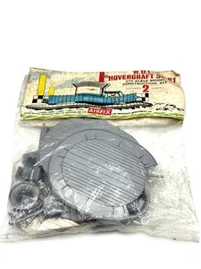AIRFIX 1/72 H.D.L./SAUNDERS-ROE (SR.N1) HOVERCRAFT. VINTAGE, New Old Stock EX - Picture 1 of 8