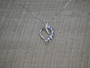 Stunning 9ct White Gold Natural Pear Cut Tanzanite Pendant & 18" Necklace - Picture 1 of 5
