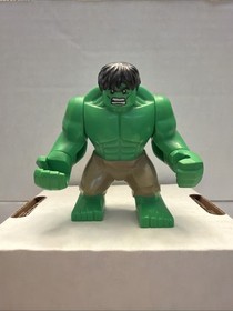 LEGO Marvel Hulk Big Minifigure 6868 Hulk&rsquo;s Helicarrier Breakout