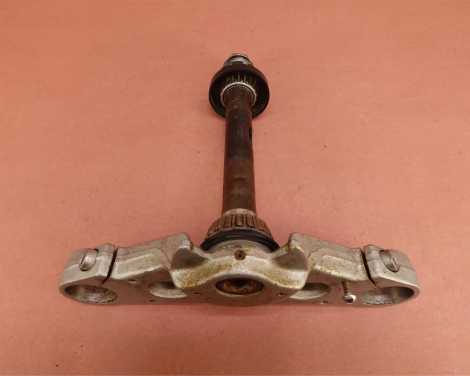 Kawasaki Vulcan 1500 VN1500E 1996-2008 triple árbol abrazadera inferior vástago Foto 1 de 4