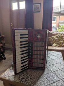 Piano Accordion Weltmeister Stella 60-Bass - Picture 1 of 3