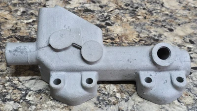 Jaguar XJS, V12 - Thermostat Housing - P42568G - Image 1 of 4