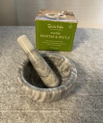 Sur la Table Marble Mortar Pestle Set 4.5" Pulverize Herbs Spices Gray White New - Image 1 of 4