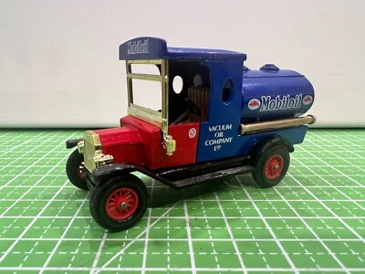 Matchbox Lesney Models Of Yesteryear 1912 Ford Model T Mobiloil 1978 Near Mint - Image 1 of 4
