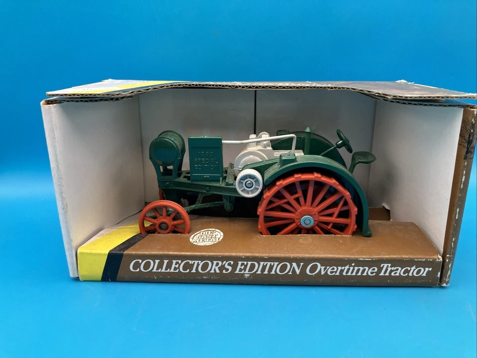 Ertl 1 32 17 John Deere Overtime Tractor #5607