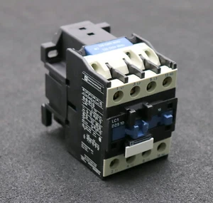TELEMECANIQUE Schütz contactor LC1D2510M7 25A 220-240V 50/60Hz 023203 3PH - Picture 1 of 8