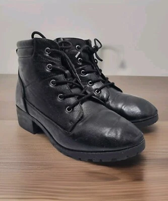 Womens Annie Black Leather Ankle Hiking Boots ~ Size 5M  - image 1 of 4