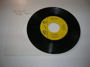 Pop 45 - The Vogues - Magic Town - 1966 - Bild 1 von 2