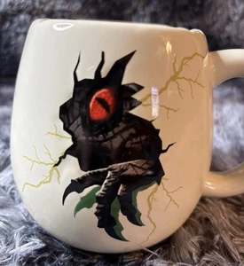 Jurassic Park Raptor Hatching Sculpted Ceramic Mug | Holds 20 Ounces - Picture 1 of 3