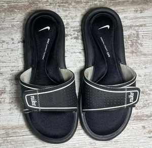 Sandali slip on Nike donna comfort plantare nero bianco taglia 5 360883-011 - Foto 1 di 5