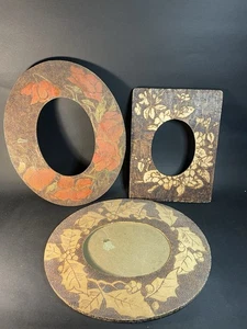 3 antike Bilderrahmen Pyrographie Holz geschnitzt gebrannt - Bild 1 von 24