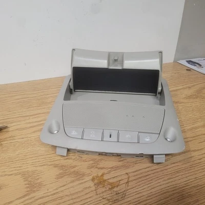 Luz de mapa domo consola superior Nissan Pathfinder 2013-2020 OEM 26430-C990A Foto 1 de 4