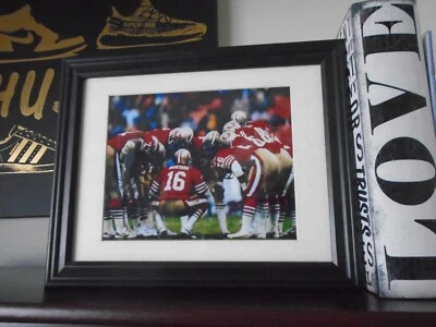 Foto del equipo enmarcada de madera de los 49ers de San Francisco Joe Montana número 16 fútbol americano NFL Foto 1 de 2