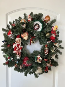 Vintage Weihnachtskranz 18" Handarbeit Ornamente Kitsch festliche Türdeko - Bild 1 von 7
