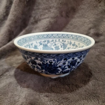 6-дюймовая японская миска для рисового супа лапши сине-белая Ajisai - Изображение 1 из 4