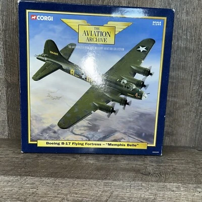 Corgi Aviation Archive Boeing B-17 Flying Fortress “Memphis Belle" 1:144-NIB - Image 1 of 3