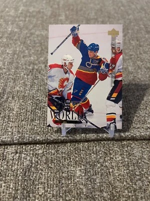 1994-95 Upper Deck World Tour #569 Brett Hull - Image 1 of 2