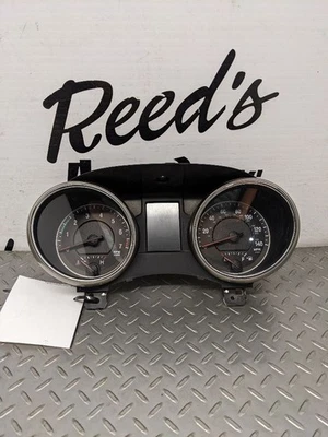 Velocímetro Cluster Laredo MPH compatible con 13 Grand Cherokee 1098497 Foto 1 de 4