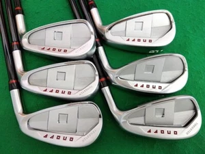 Golf Iron Set ONOFF AKA 2022 SMOOTH KICK MP-522I (R) 6pcs 5-P JAPAN - Picture 1 of 8