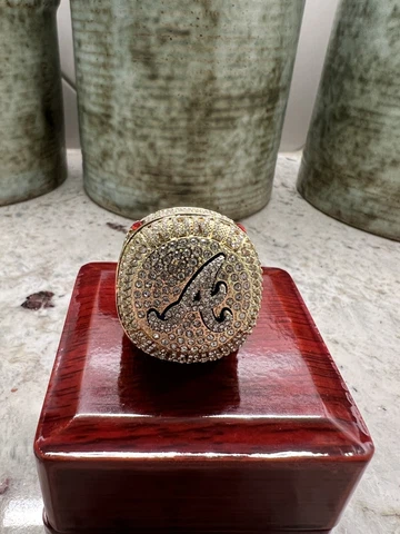 Atlanta Braves 2021 Replica World Series Champions Ring NEW WITH BOX Cover