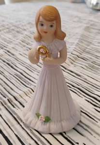 Estatuilla de porcelana vintage 1982 Enesco Growing Up cumpleaños niña 9 años - Imagen 1 de 5