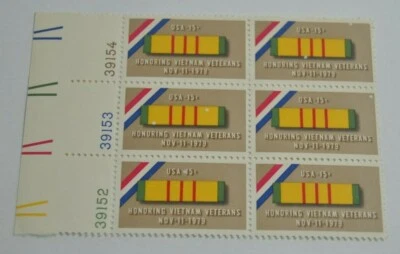 USA 15 Cent Stamp Block of 6 HONORING VIETNAM VETERANS Scott 1802 - Image 1 of 4