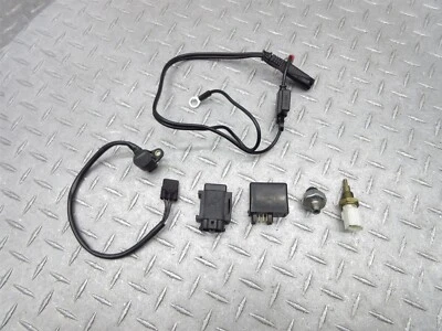 2019 17-20 Suzuki Hayabusa Busa GSXR1300 Temp Speed Oil Pressure Sensor Relay - Image 1 of 4