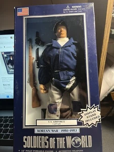 Vintage Soldiers of the World U.S Airforce Captain 12" Poseable Action Figure - Picture 1 of 4