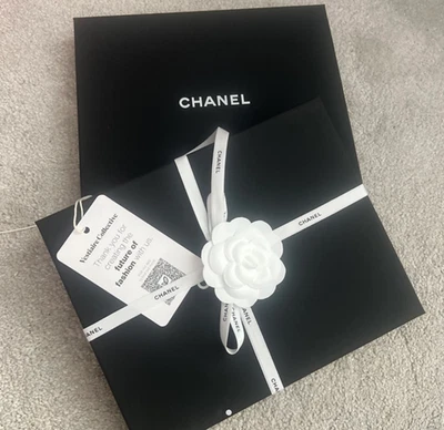 2 x Auténtico Chanel Caja Collar Almacenamiento Foto 1 de 2